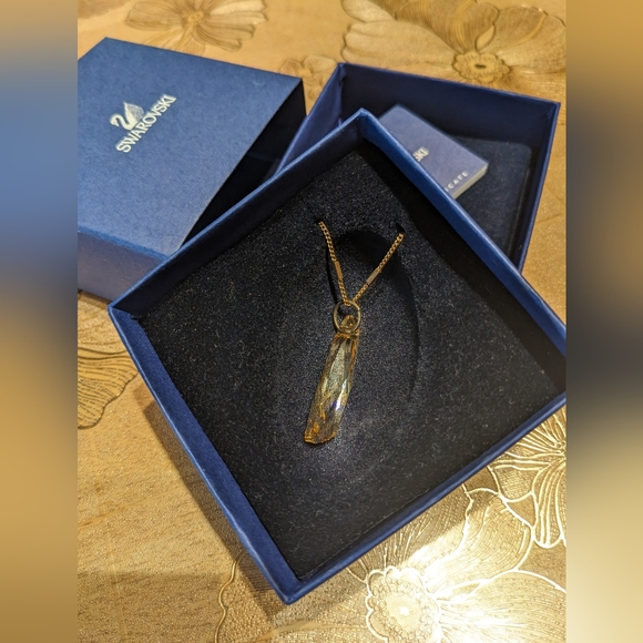 Swarovski Desert Glow Crystal Pendant Necklace - Picture 3 of 7